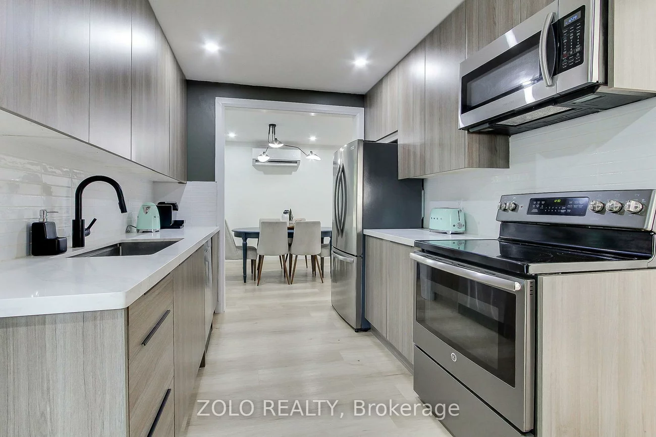 388, Terry, Central Newmarket, Newmarket