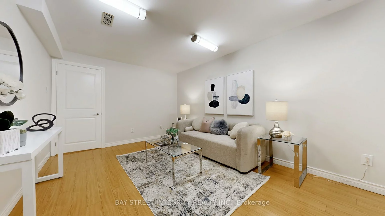 493, Sandford, Central Newmarket, Newmarket