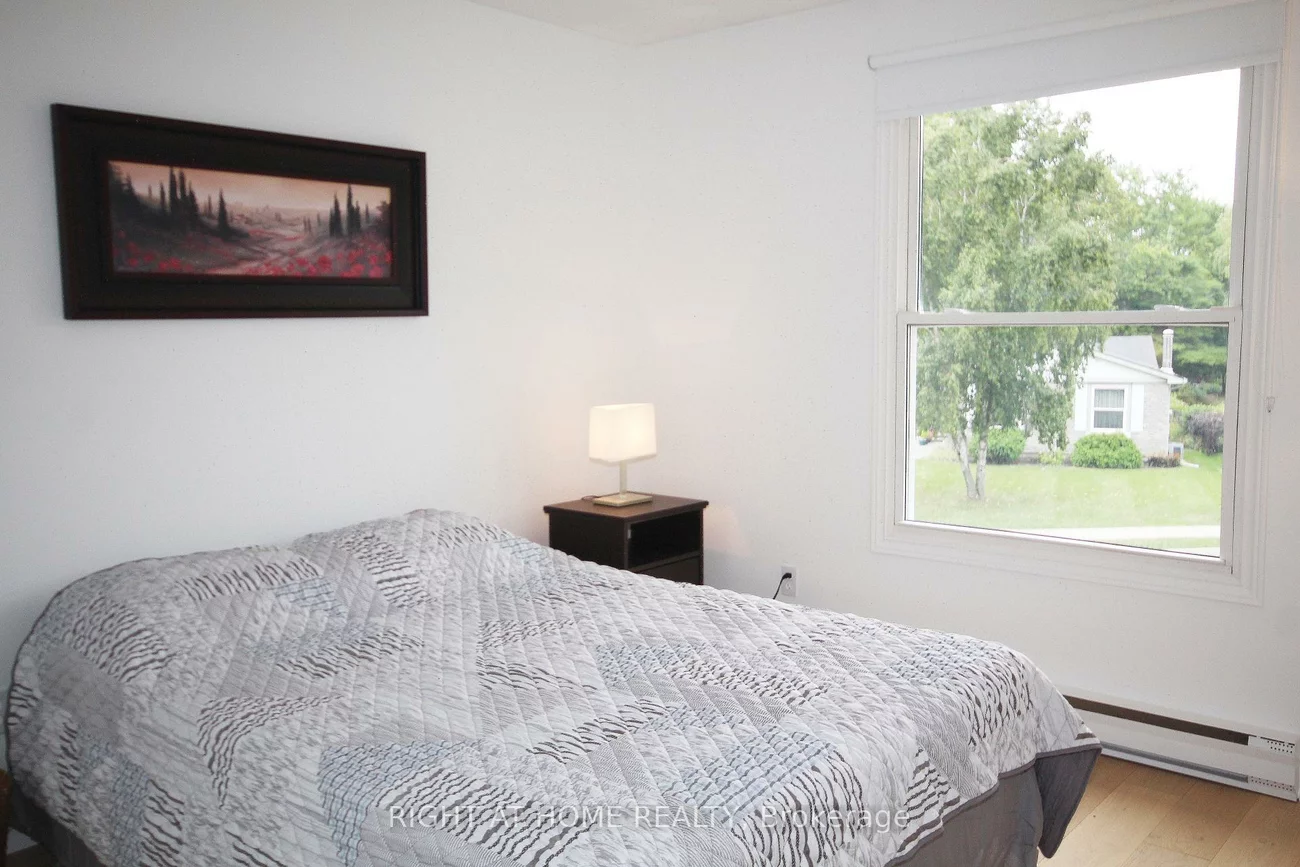 832, Boronia, Huron Heights-Leslie Valley, Newmarket