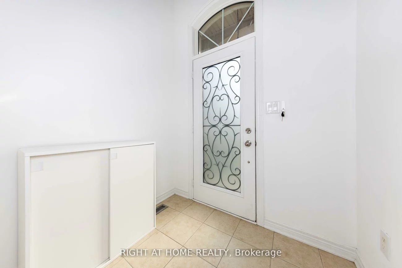 366, Doak, Gorham-College Manor, Newmarket