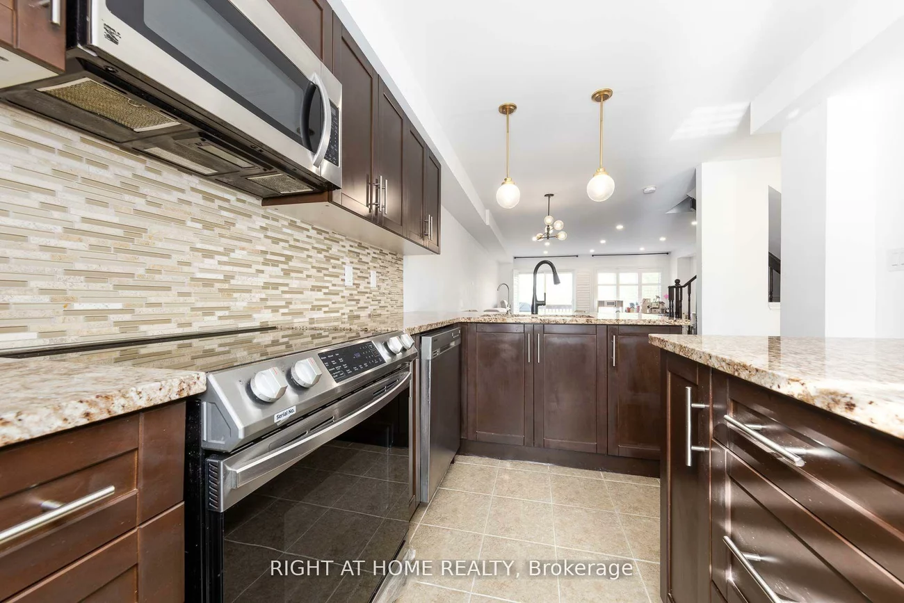 366, Doak, Gorham-College Manor, Newmarket