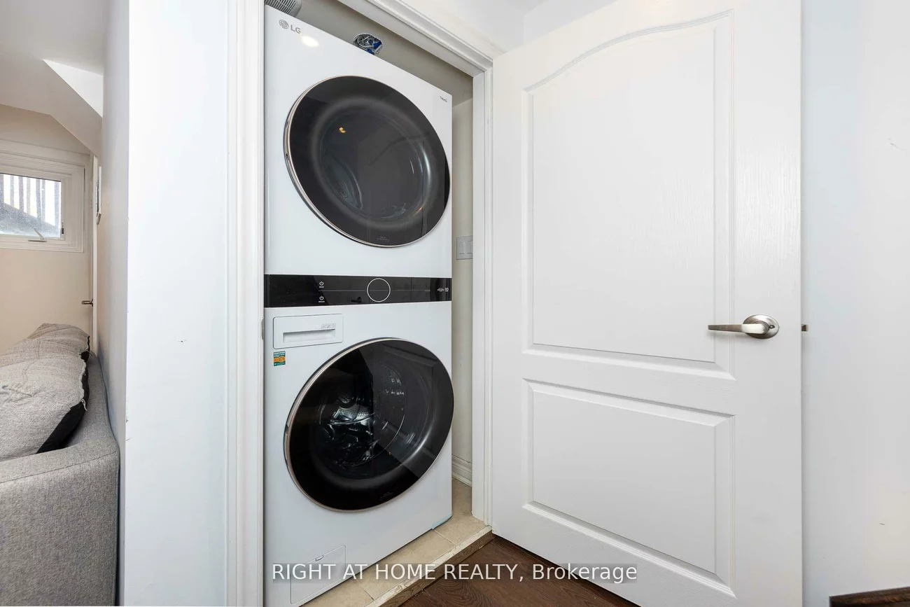 366, Doak, Gorham-College Manor, Newmarket