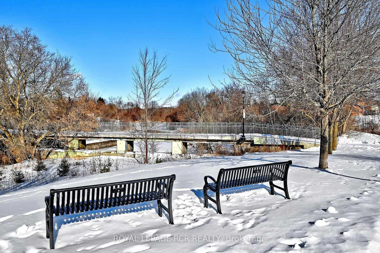 701, Sunnypoint, Huron Heights-Leslie Valley, Newmarket