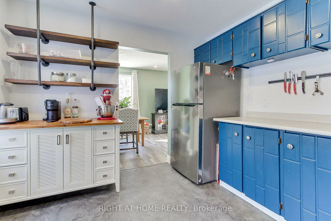 853, Magnolia, Huron Heights-Leslie Valley, Newmarket