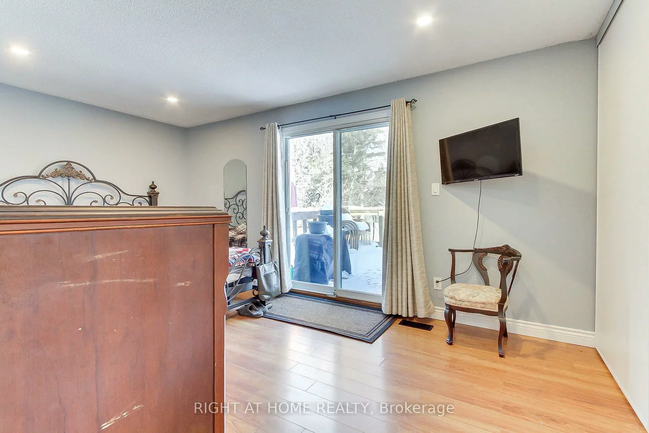 853, Magnolia, Huron Heights-Leslie Valley, Newmarket