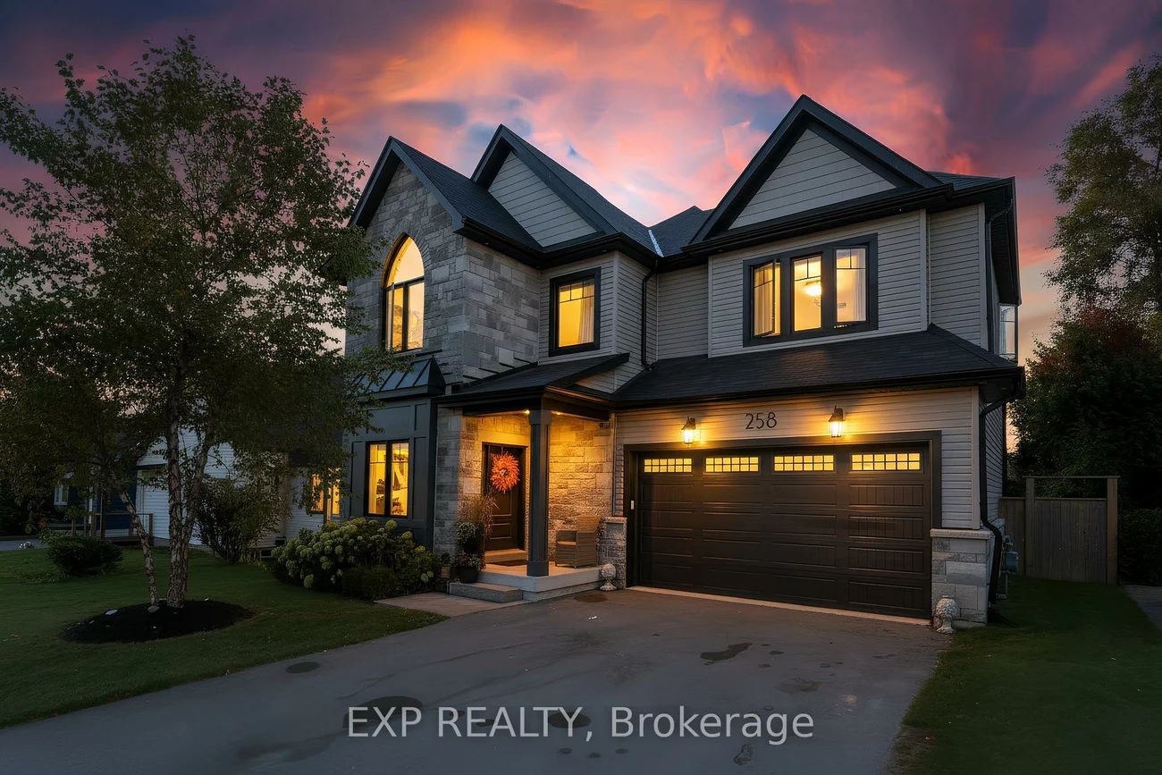 258, Andrew, Central Newmarket, Newmarket