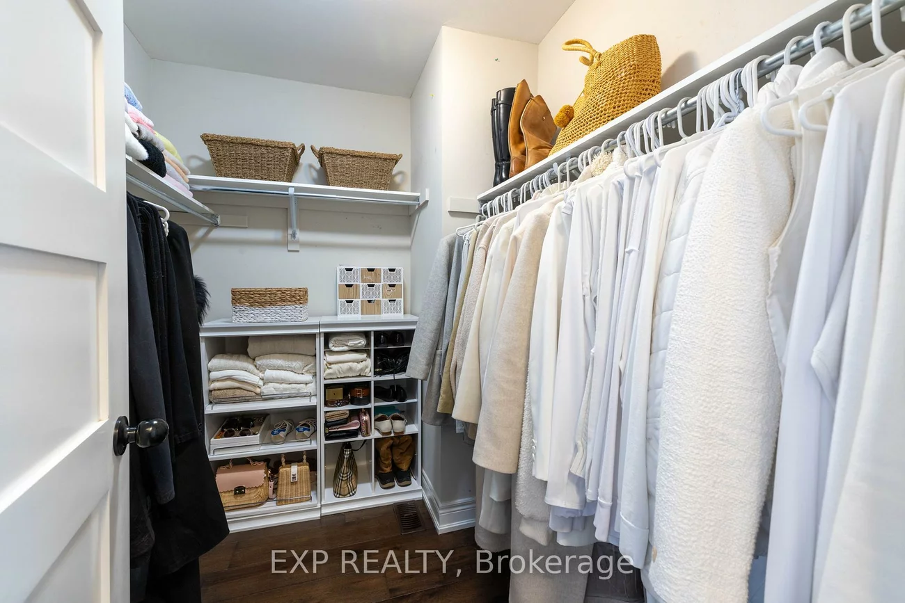 258, Andrew, Central Newmarket, Newmarket