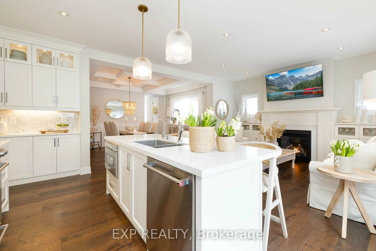 258, Andrew, Central Newmarket, Newmarket