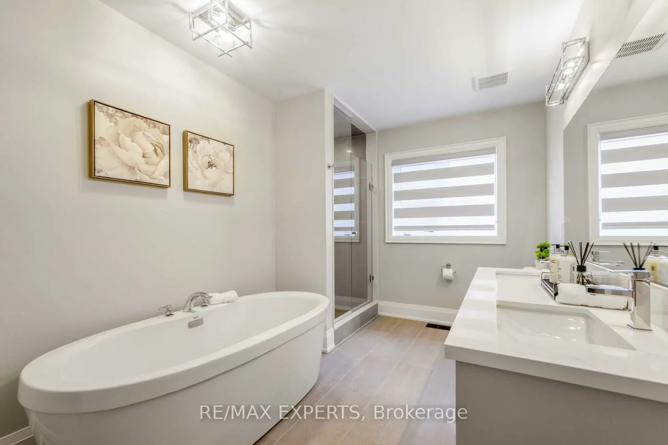 75, Bethpage, Glenway Estates, Newmarket