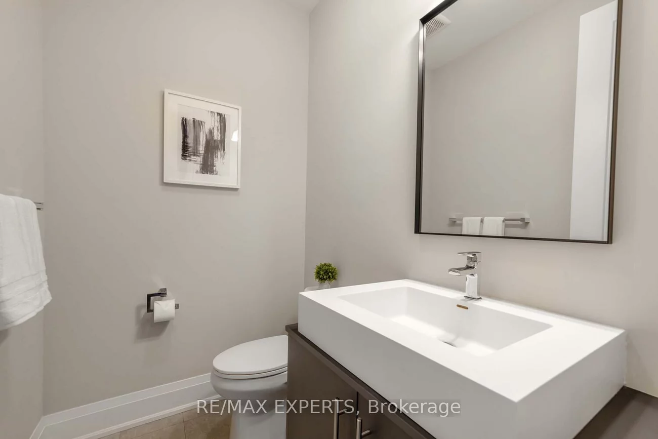 75, Bethpage, Glenway Estates, Newmarket