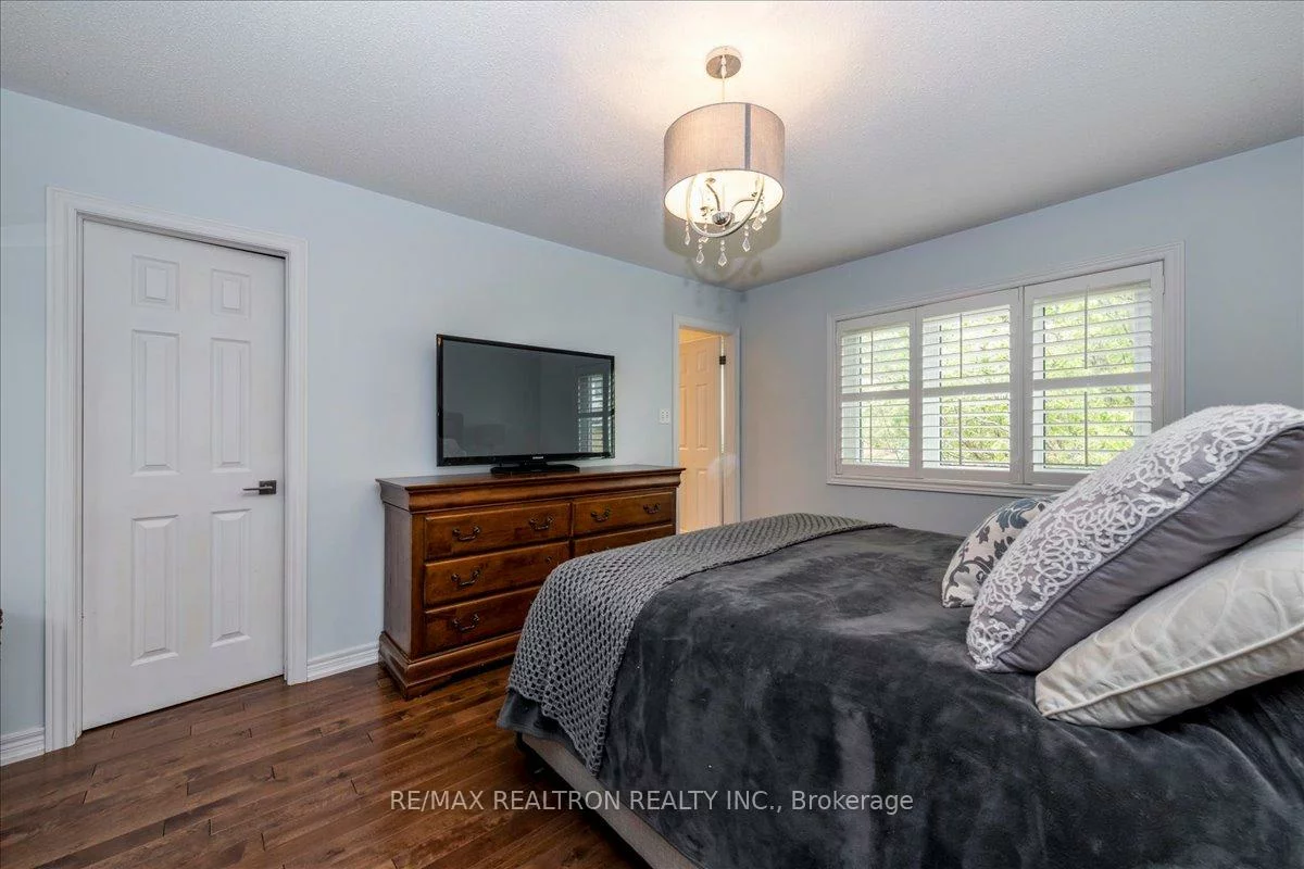 75, Widdifield, Armitage, Newmarket