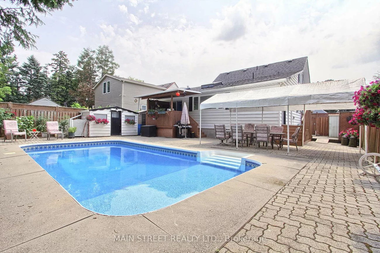 241, Andrew, Central Newmarket, Newmarket