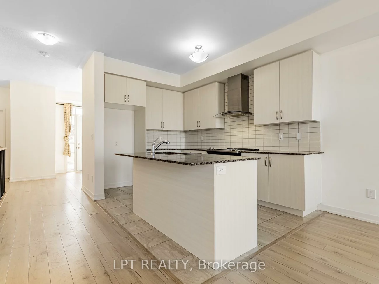 247, Harding Park, Glenway Estates, Newmarket