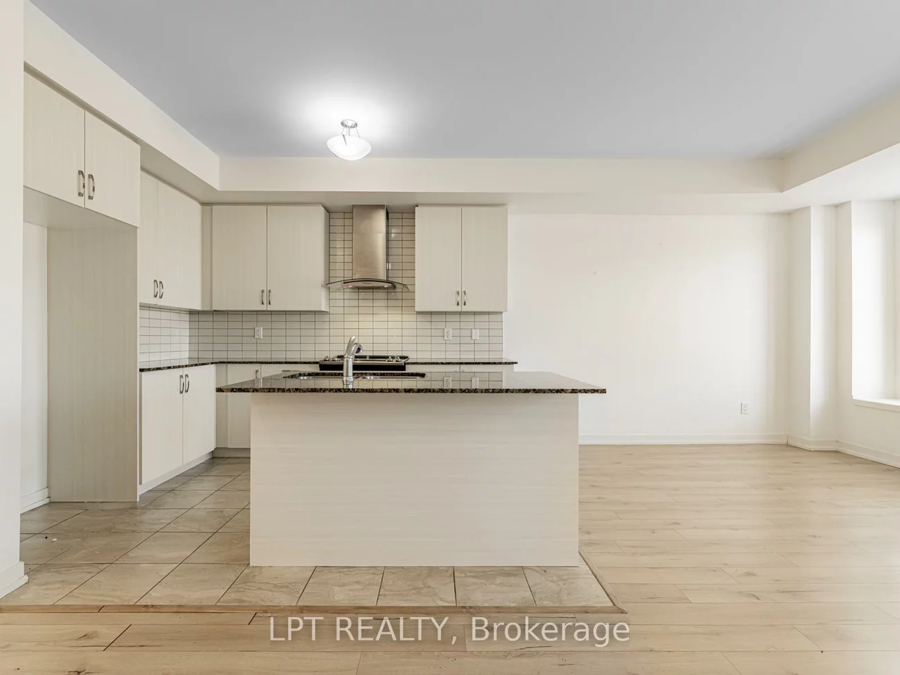 247, Harding Park, Glenway Estates, Newmarket