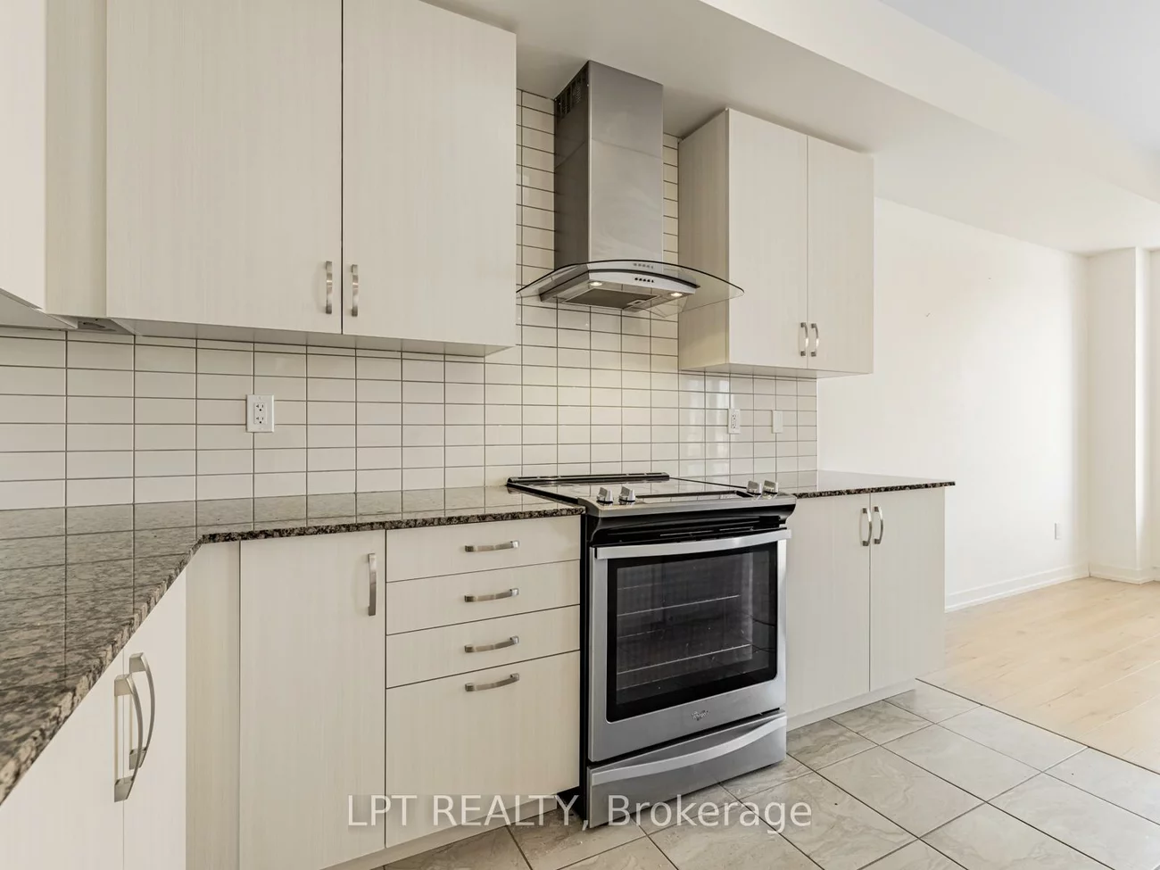 247, Harding Park, Glenway Estates, Newmarket