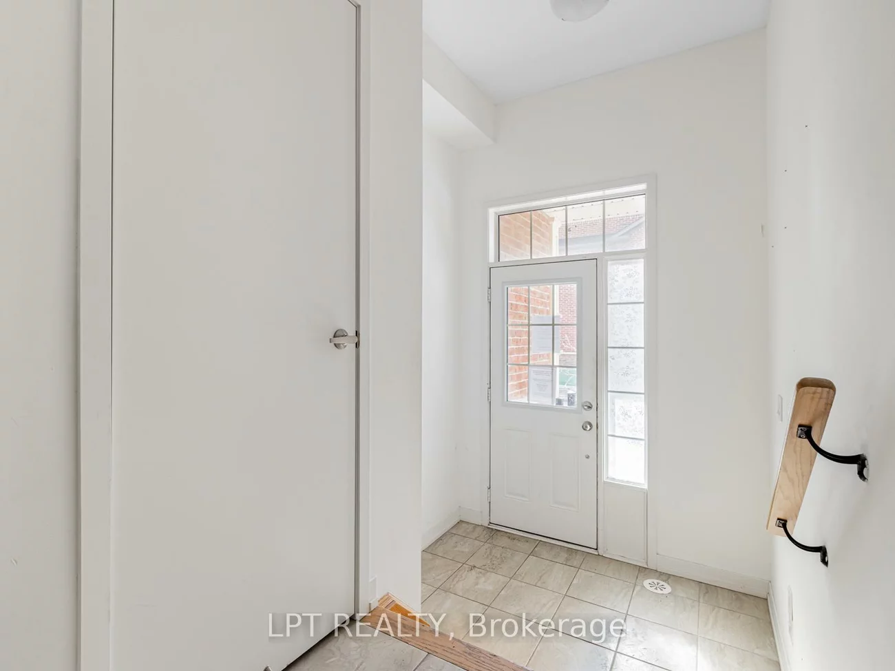 247, Harding Park, Glenway Estates, Newmarket