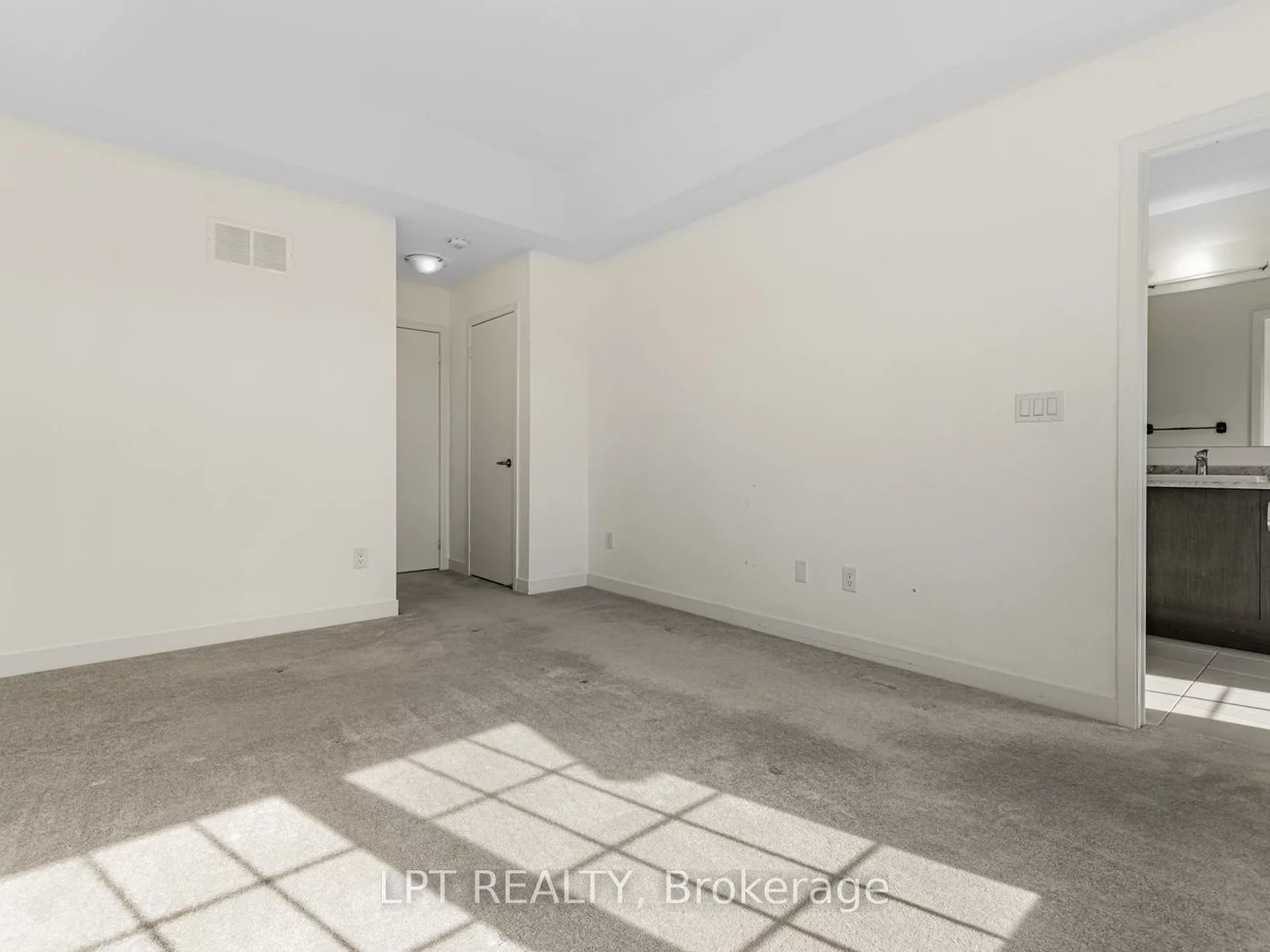 247, Harding Park, Glenway Estates, Newmarket