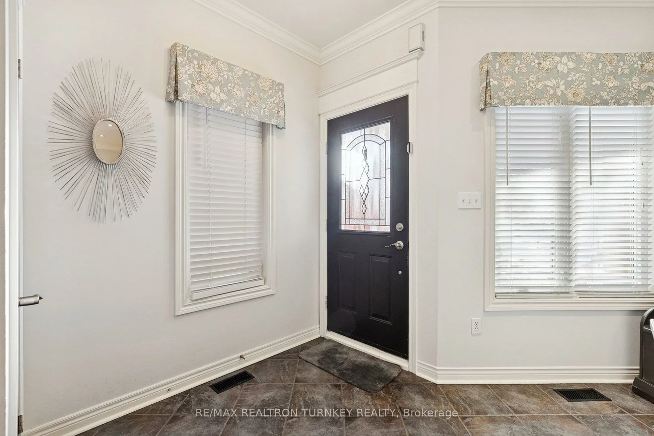 407, Seneca, Summerhill Estates, Newmarket