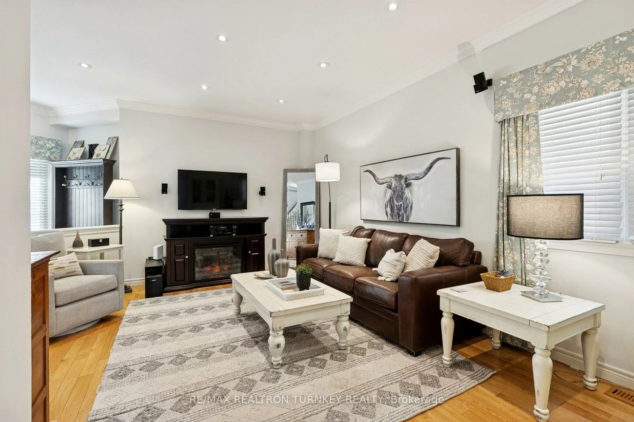 407, Seneca, Summerhill Estates, Newmarket