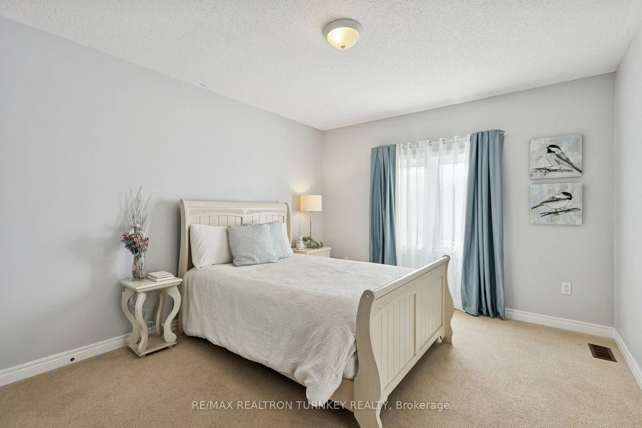 407, Seneca, Summerhill Estates, Newmarket