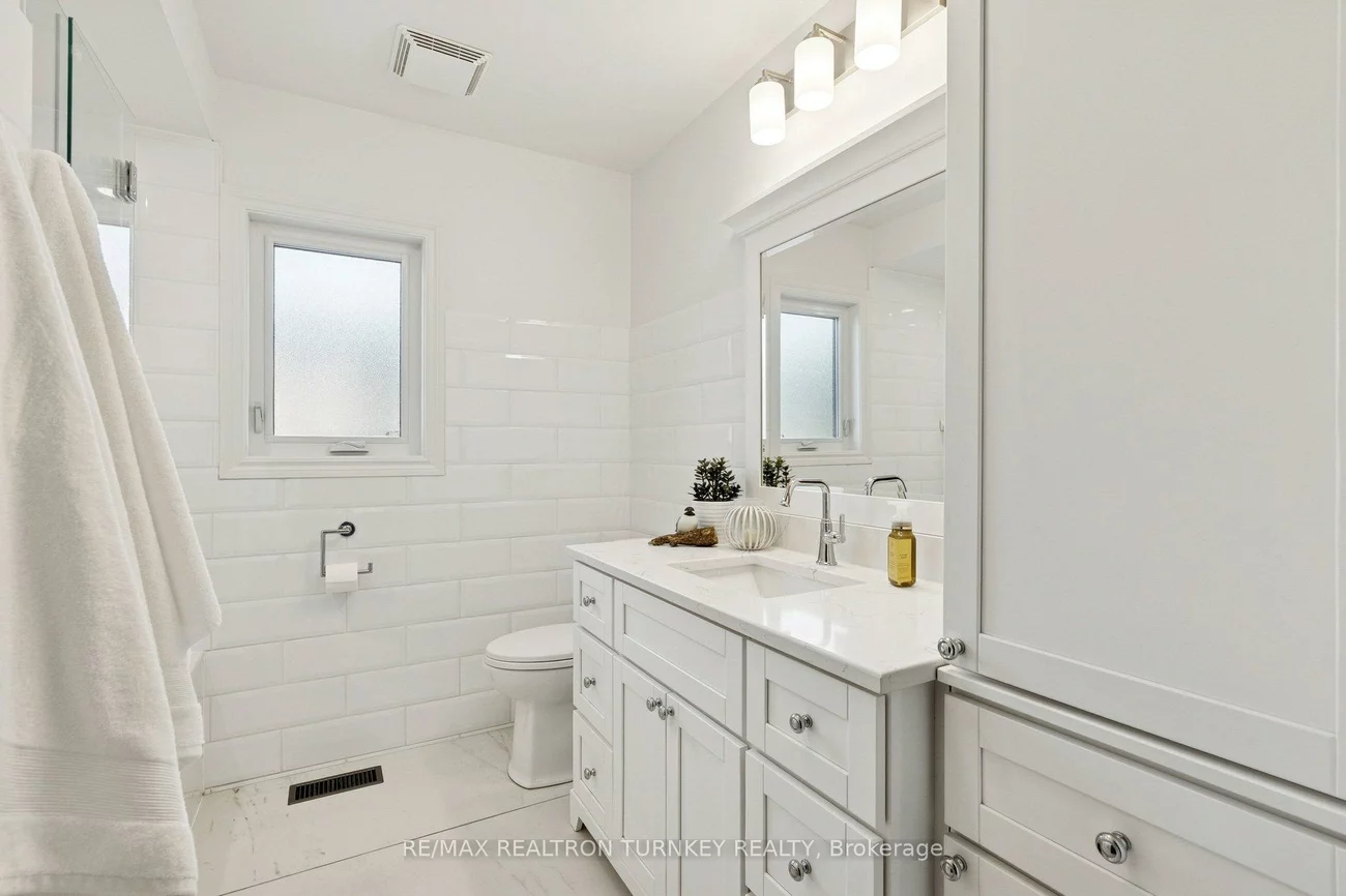 407, Seneca, Summerhill Estates, Newmarket