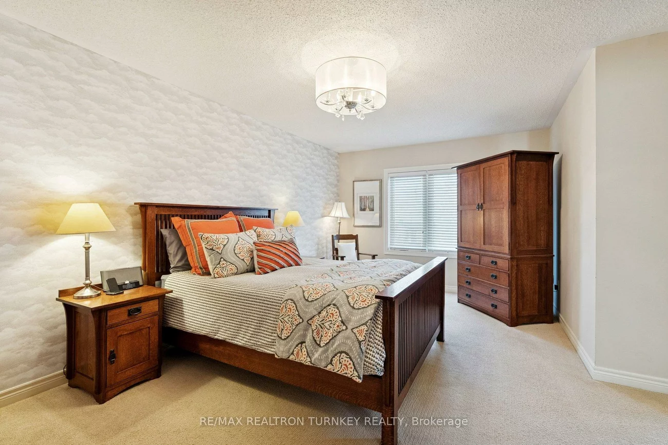 407, Seneca, Summerhill Estates, Newmarket