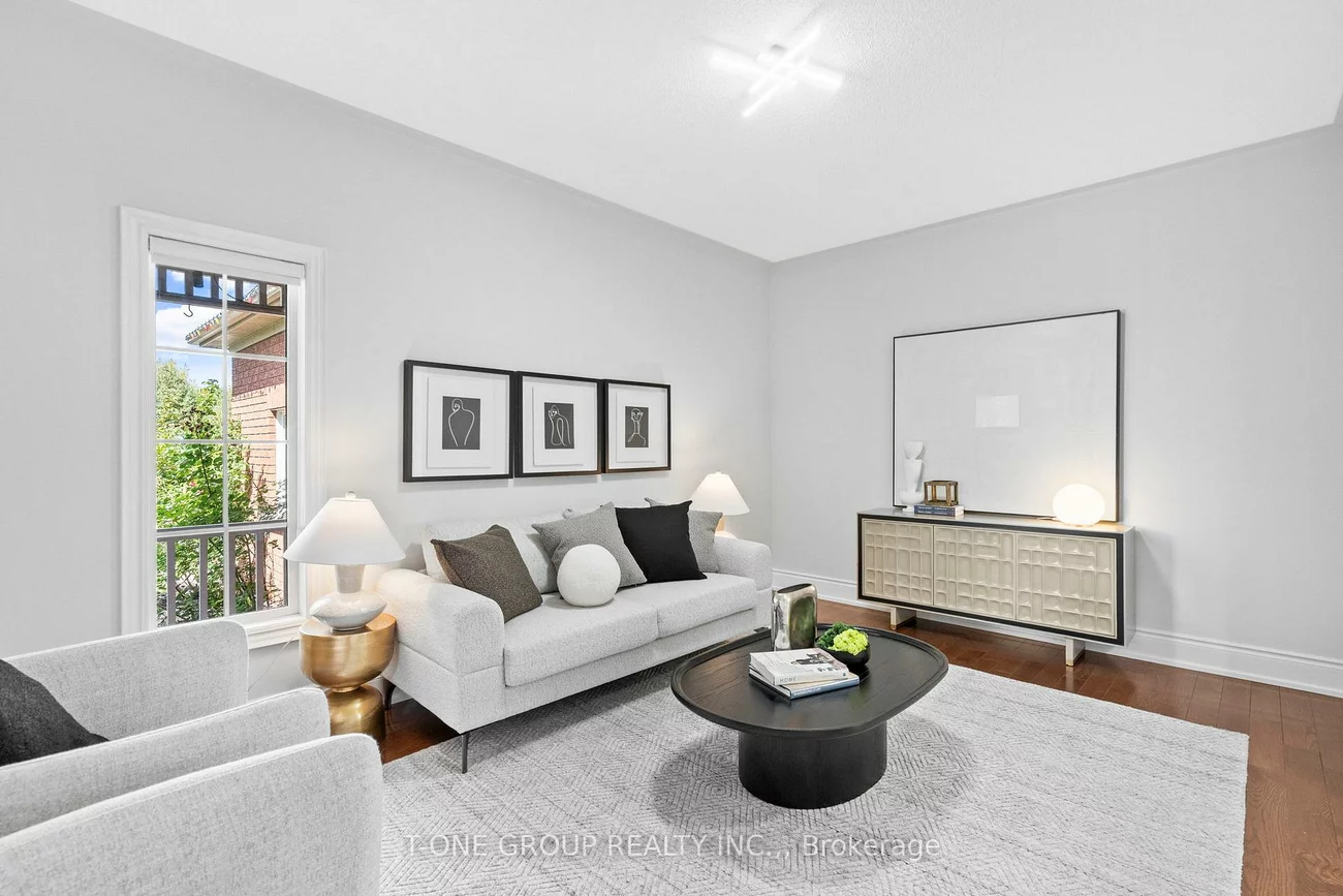 1022, Ivsbridge, Stonehaven-Wyndham, Newmarket