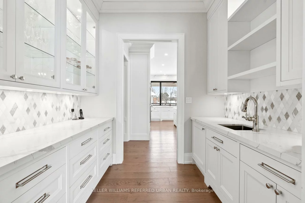 197, Sherwood, Central Newmarket, Newmarket