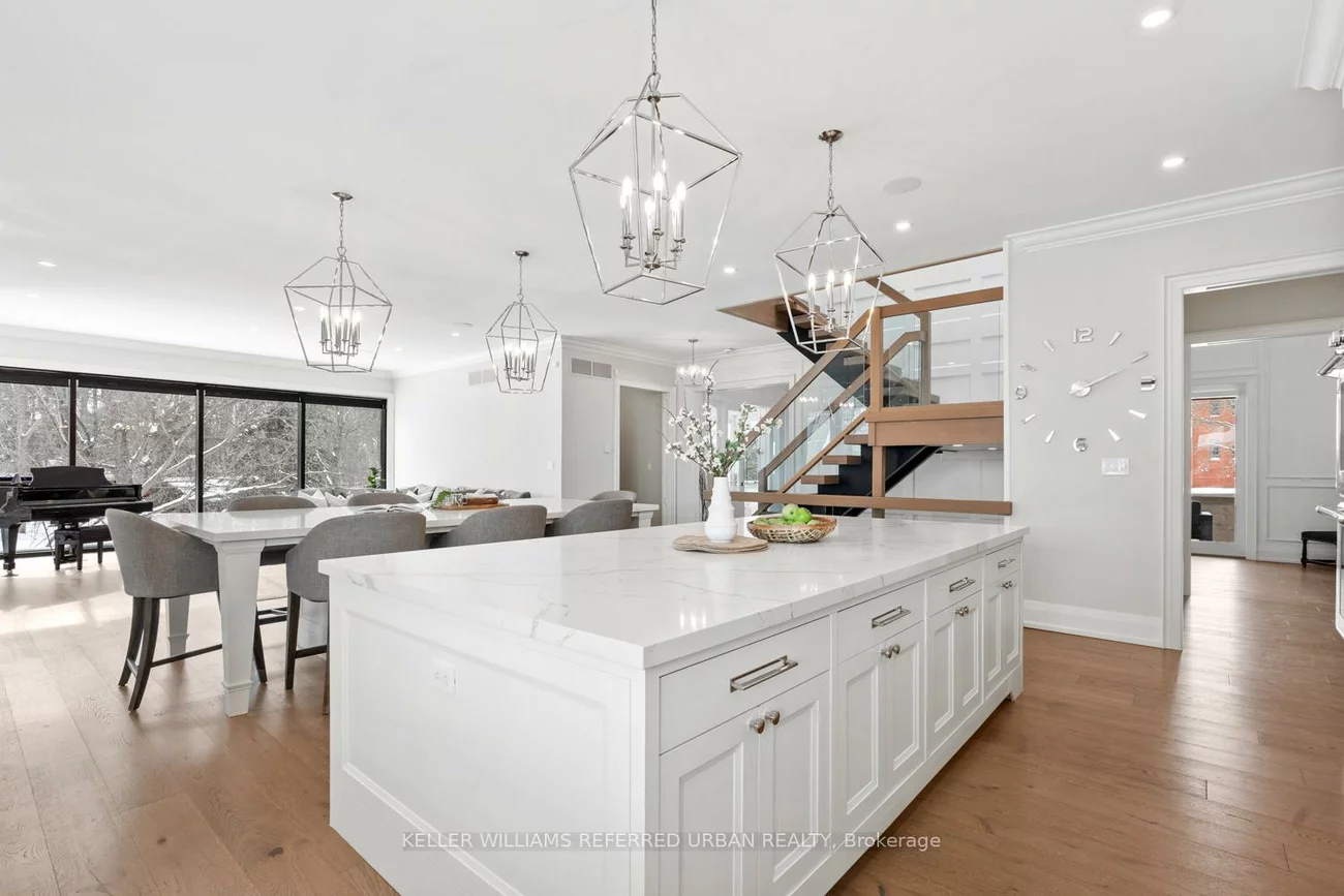 197, Sherwood, Central Newmarket, Newmarket