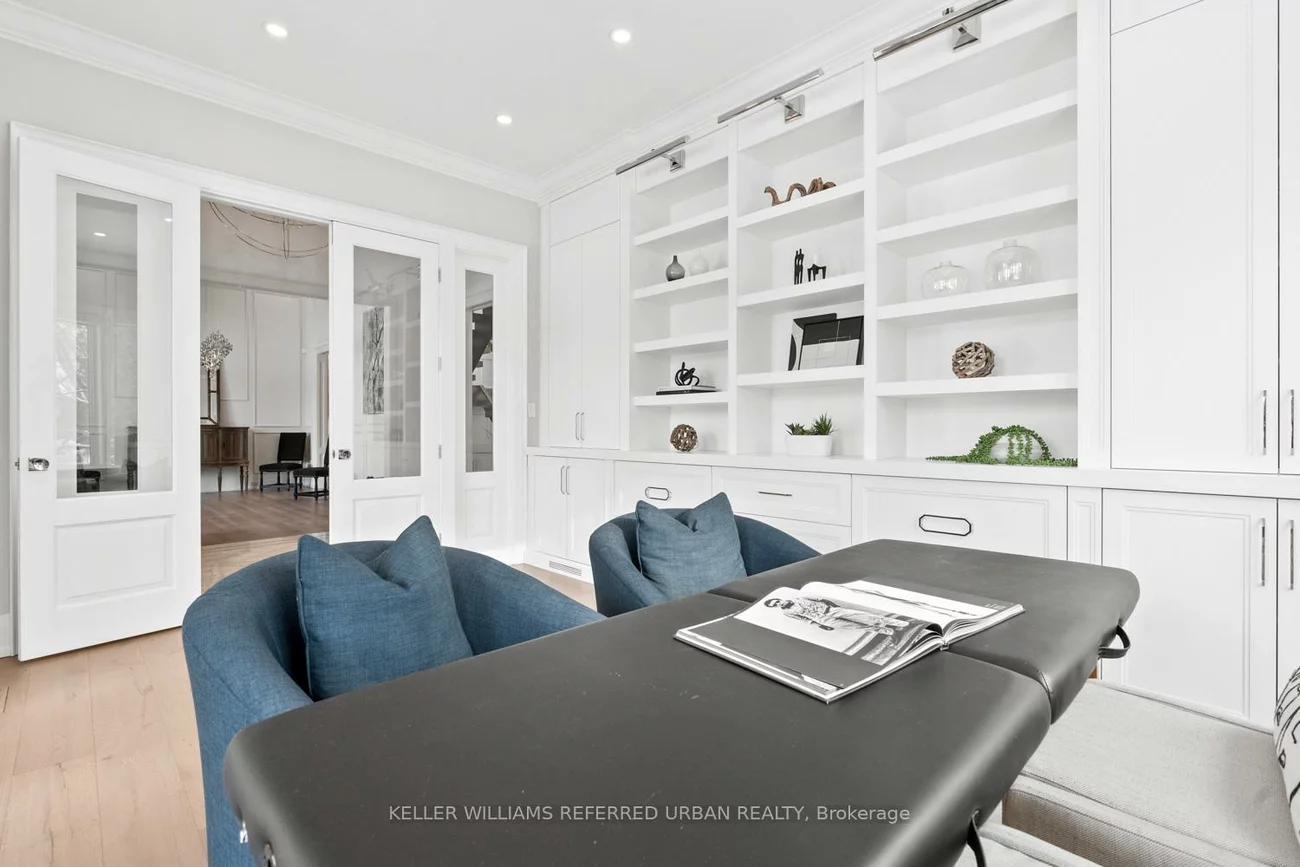 197, Sherwood, Central Newmarket, Newmarket