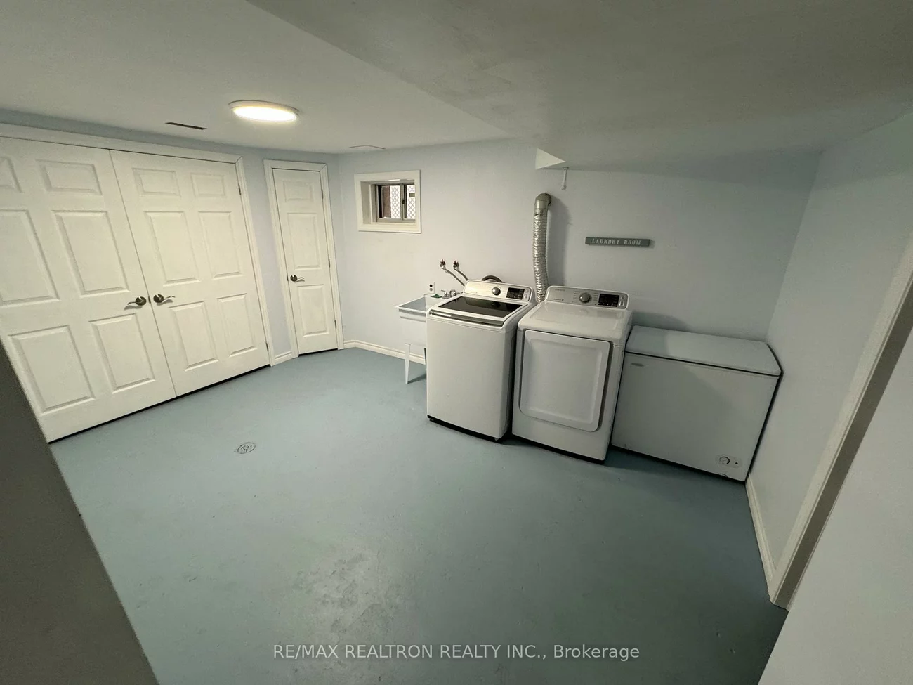 188, Parkview, Central Newmarket, Newmarket