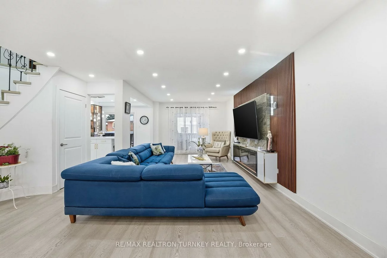 341, Buckingham, Bristol-London, Newmarket