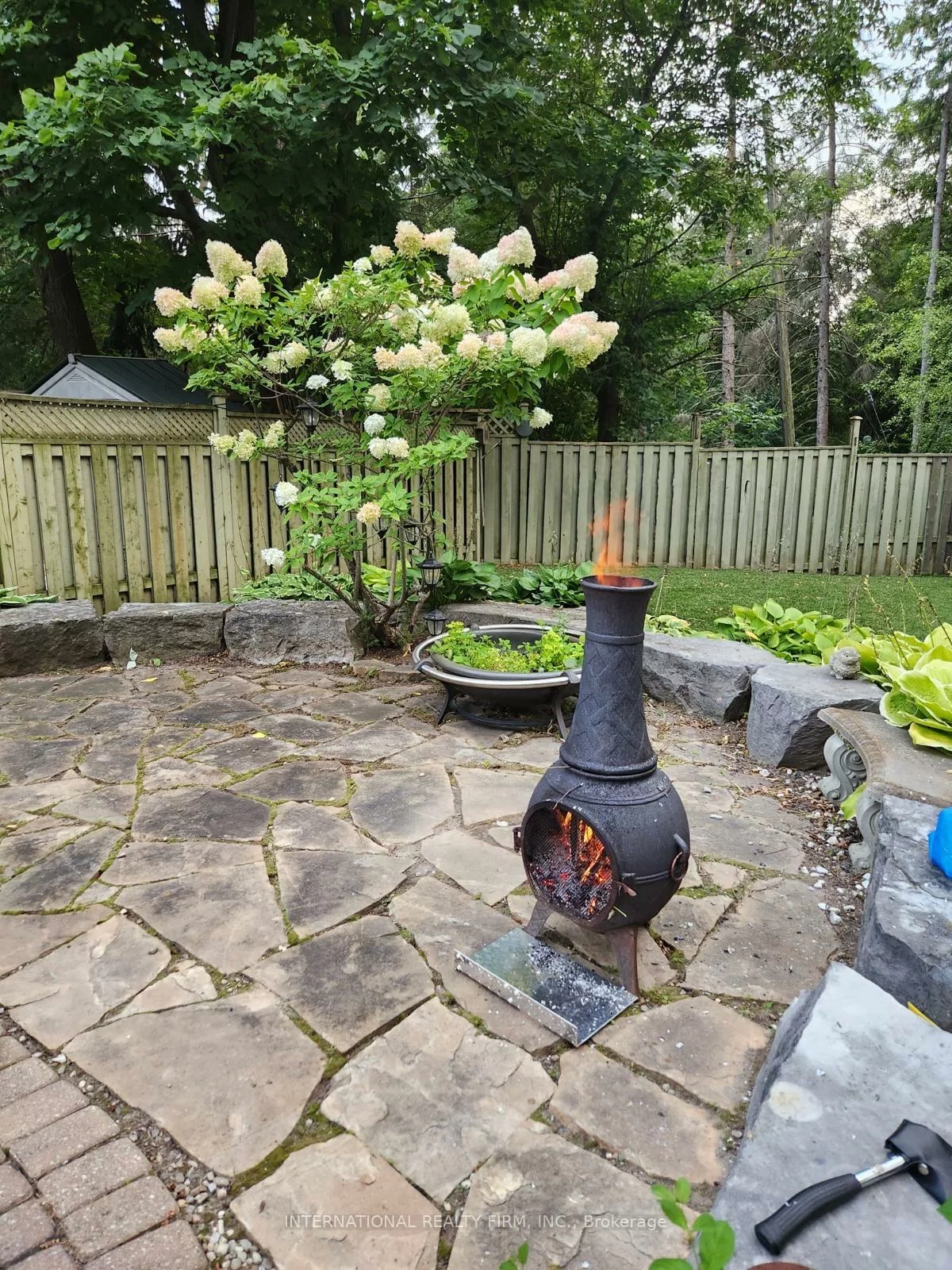 276, Sheridan, Gorham-College Manor, Newmarket