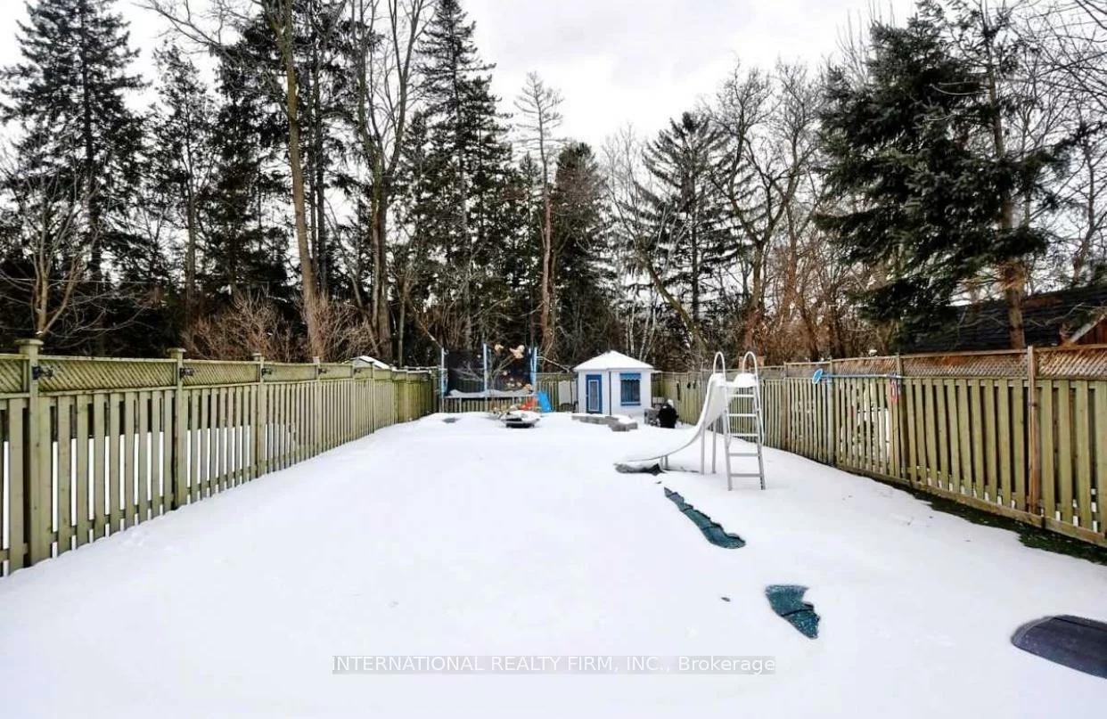 276, Sheridan, Gorham-College Manor, Newmarket