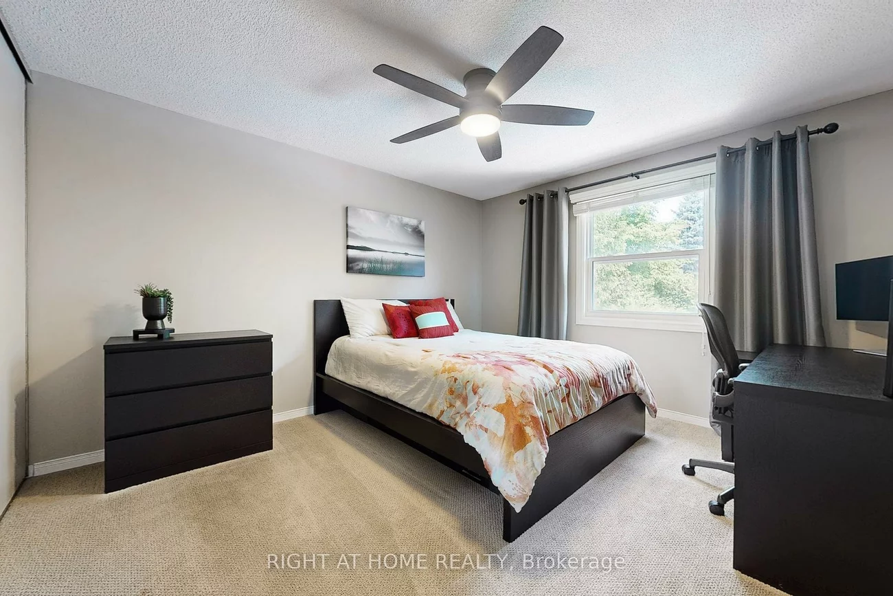 363, Crossland, Glenway Estates, Newmarket