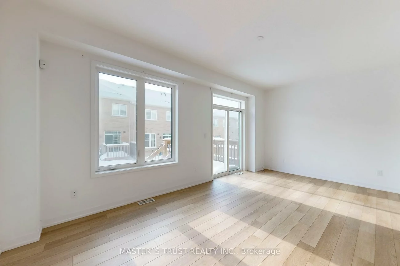 208, Harding Park, Glenway Estates, Newmarket