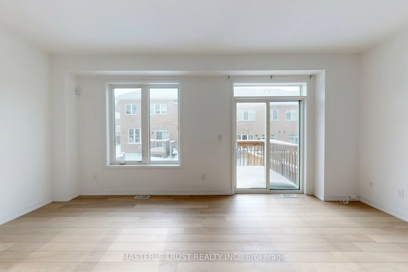 208, Harding Park, Glenway Estates, Newmarket