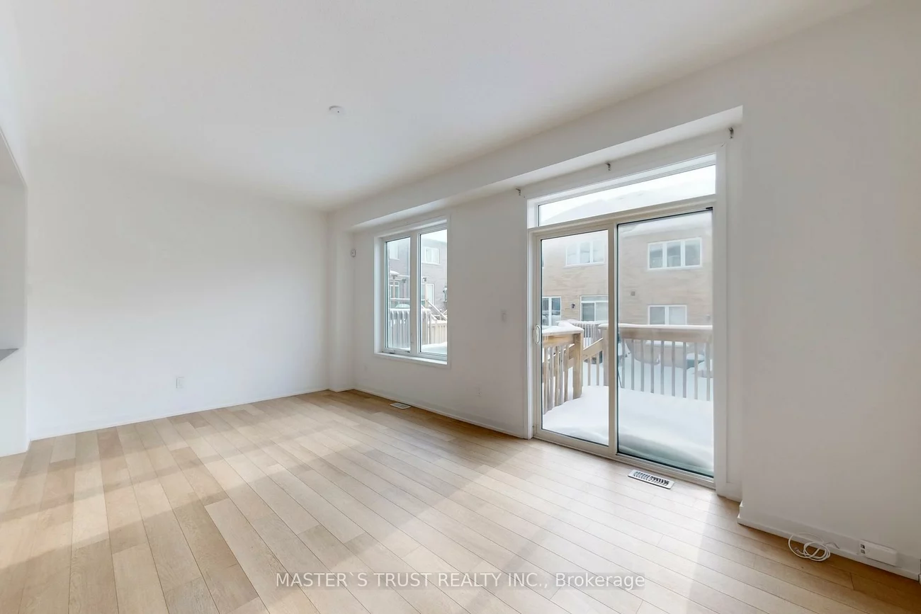 208, Harding Park, Glenway Estates, Newmarket