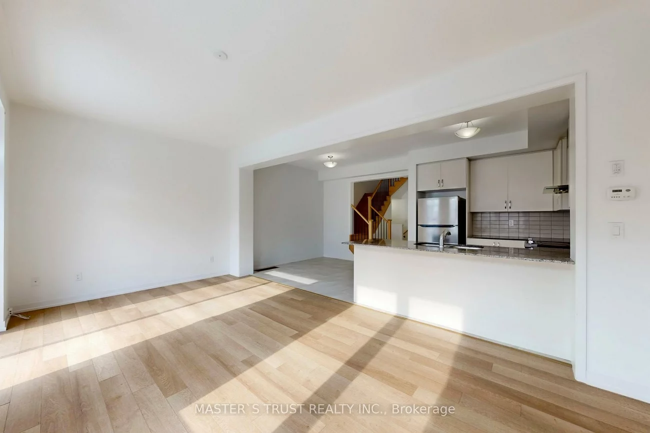 208, Harding Park, Glenway Estates, Newmarket