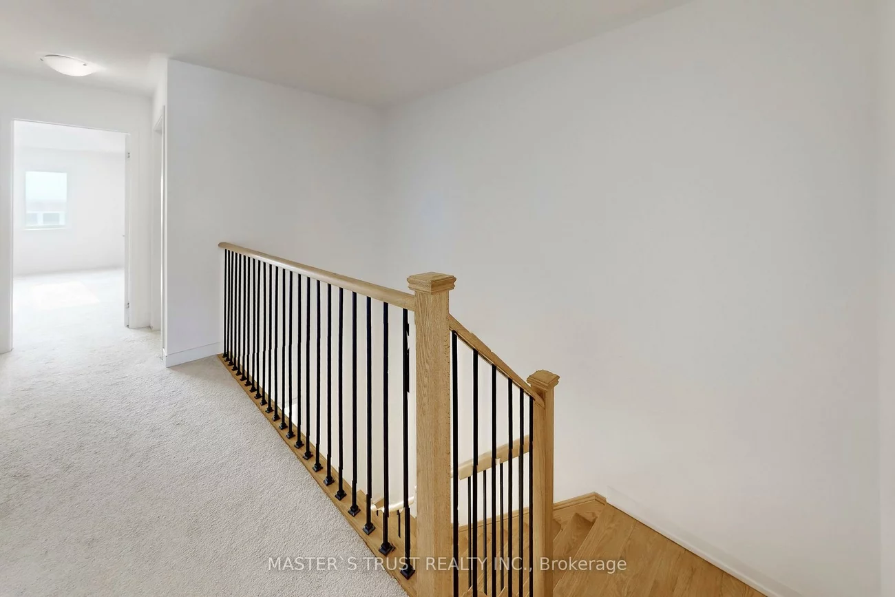 208, Harding Park, Glenway Estates, Newmarket