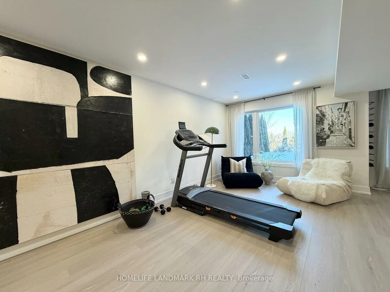 567, Holgate, Stonehaven-Wyndham, Newmarket