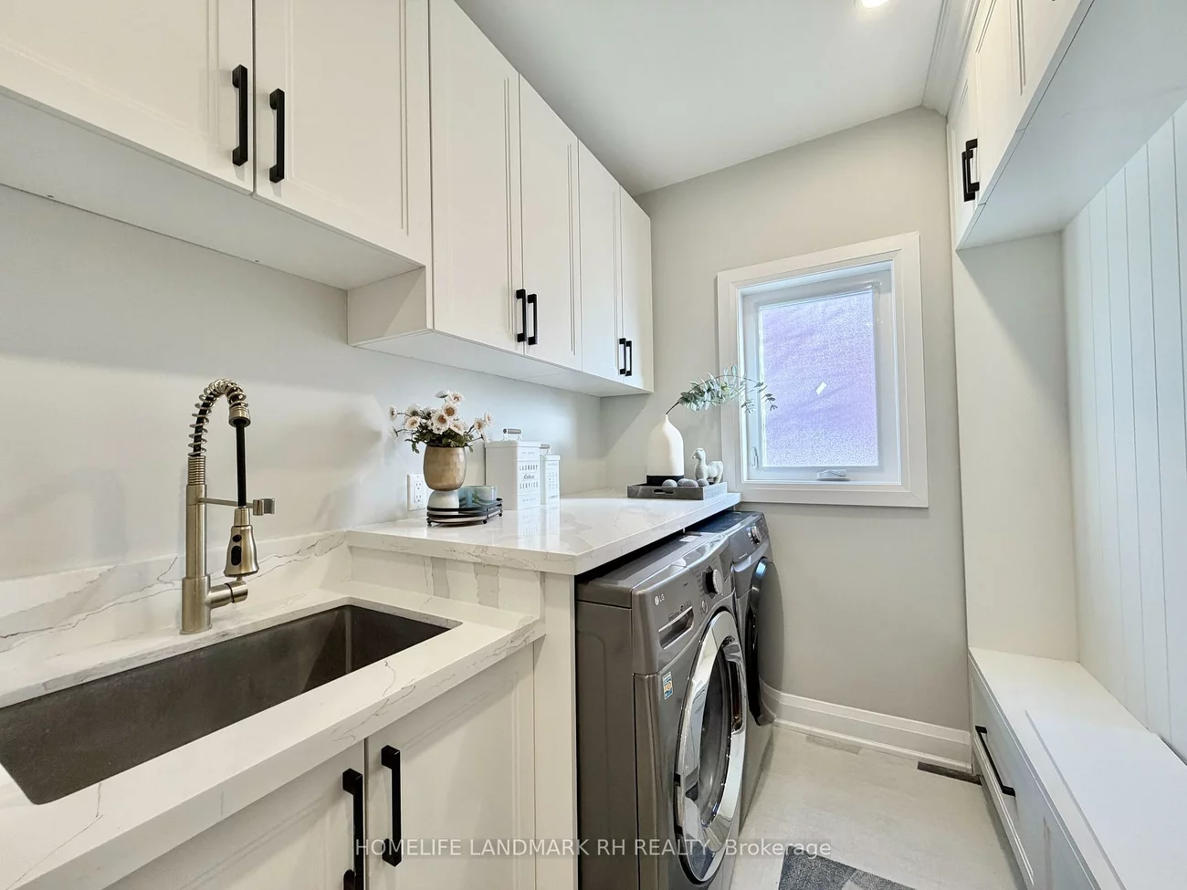 567, Holgate, Stonehaven-Wyndham, Newmarket