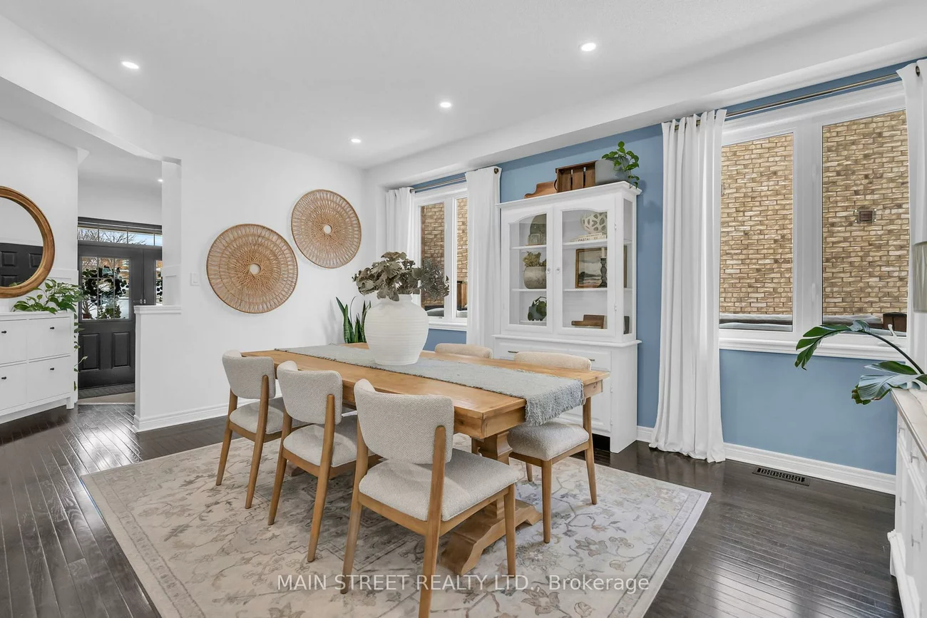 44, Herefordshire, Woodland Hill, Newmarket