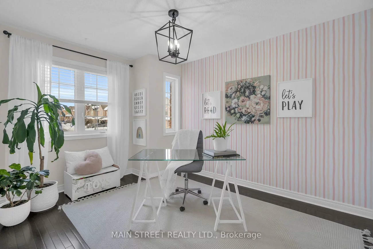 44, Herefordshire, Woodland Hill, Newmarket