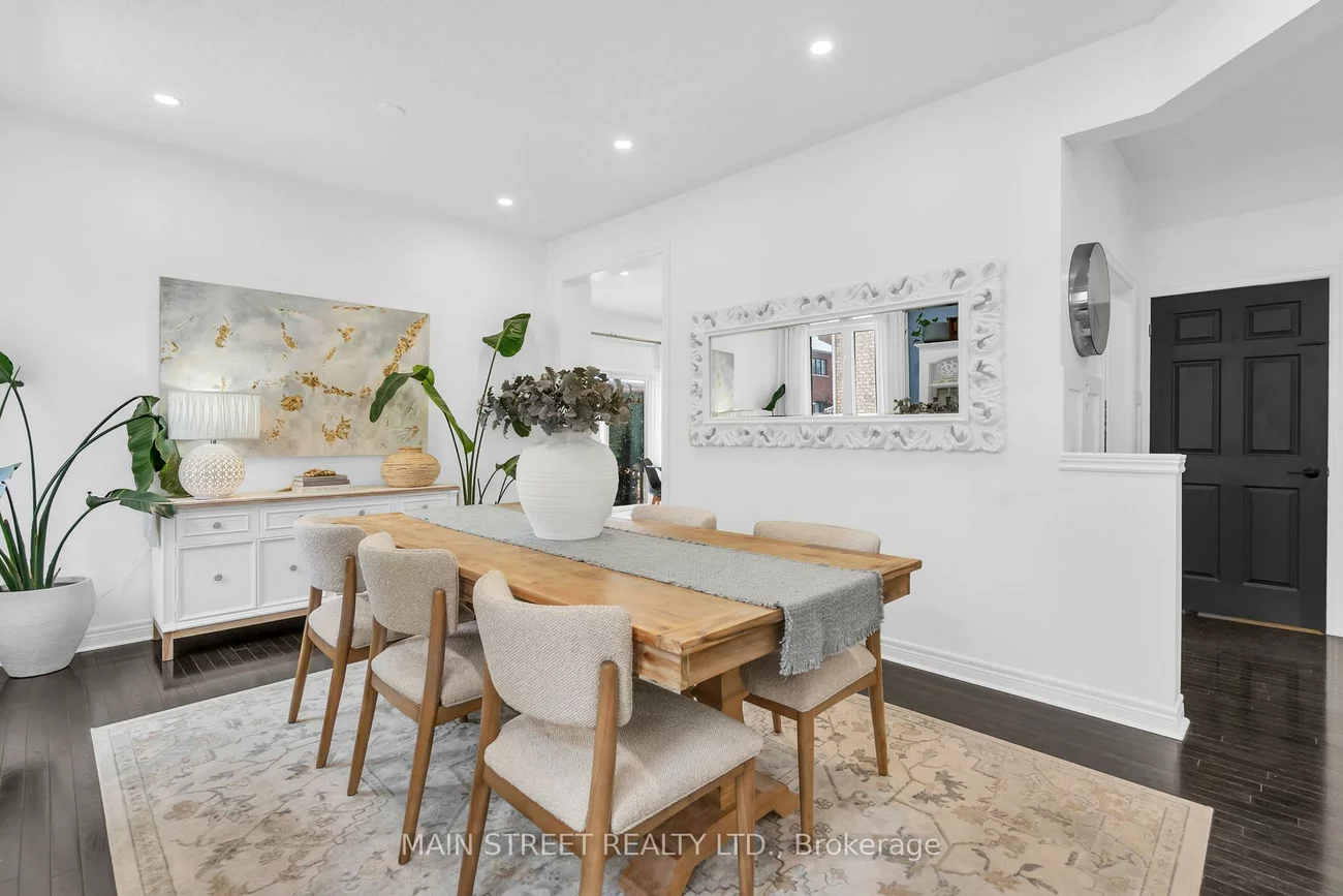 44, Herefordshire, Woodland Hill, Newmarket