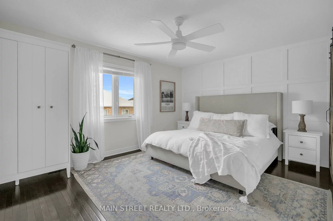 44, Herefordshire, Woodland Hill, Newmarket