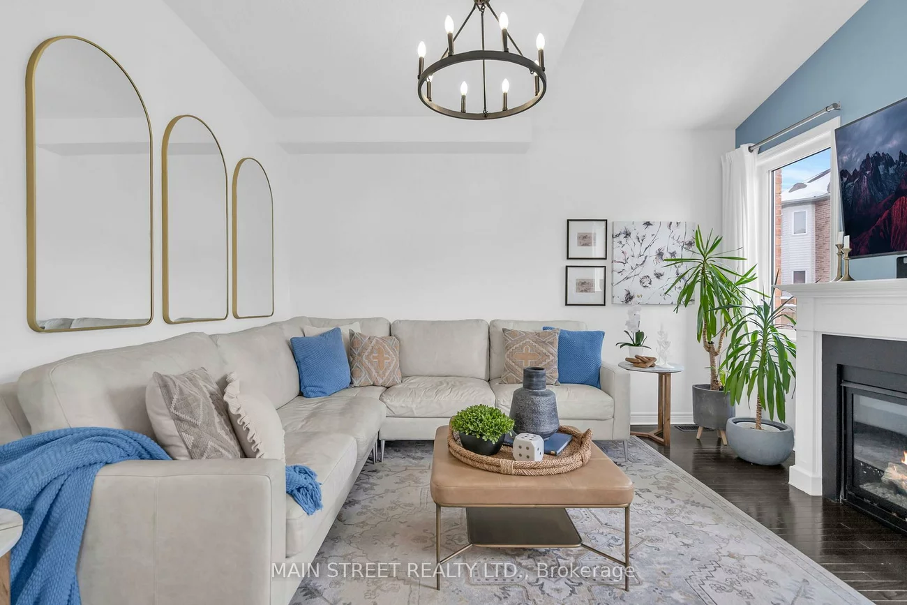 44, Herefordshire, Woodland Hill, Newmarket