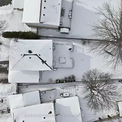 469, Dixon, Central Newmarket, Newmarket