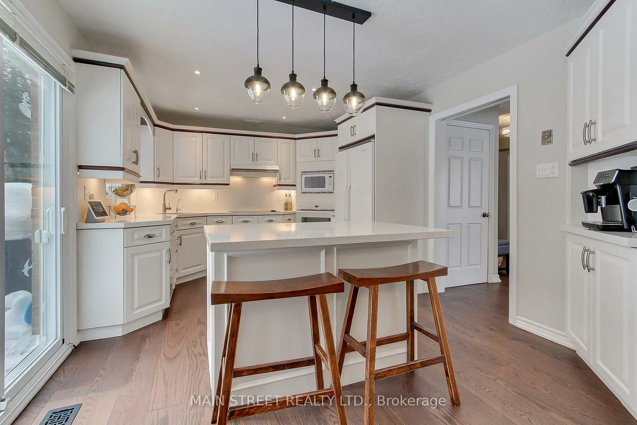 369, Harewood, Bristol-London, Newmarket