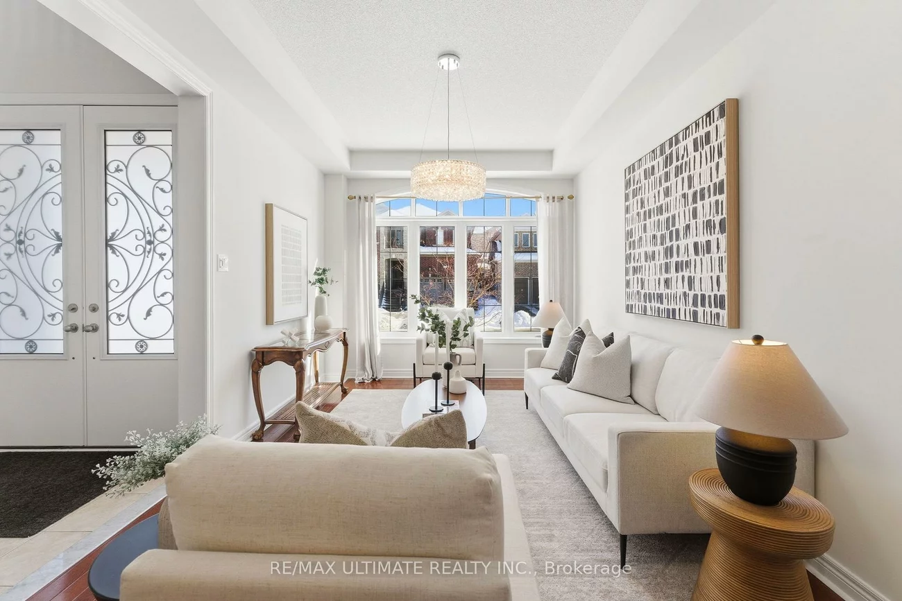 417, Kwapis, Woodland Hill, Newmarket